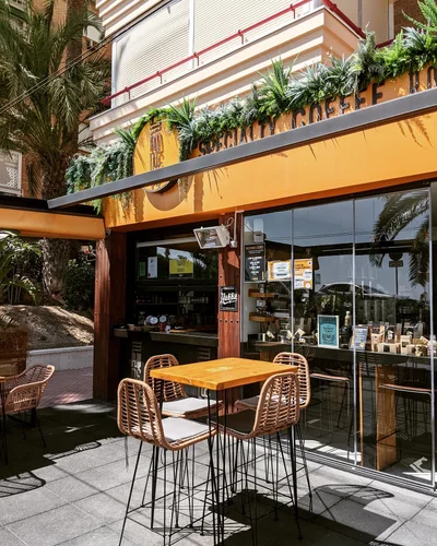 Cafeteria Madness - B0e8fbfaa88c F53afeeab436